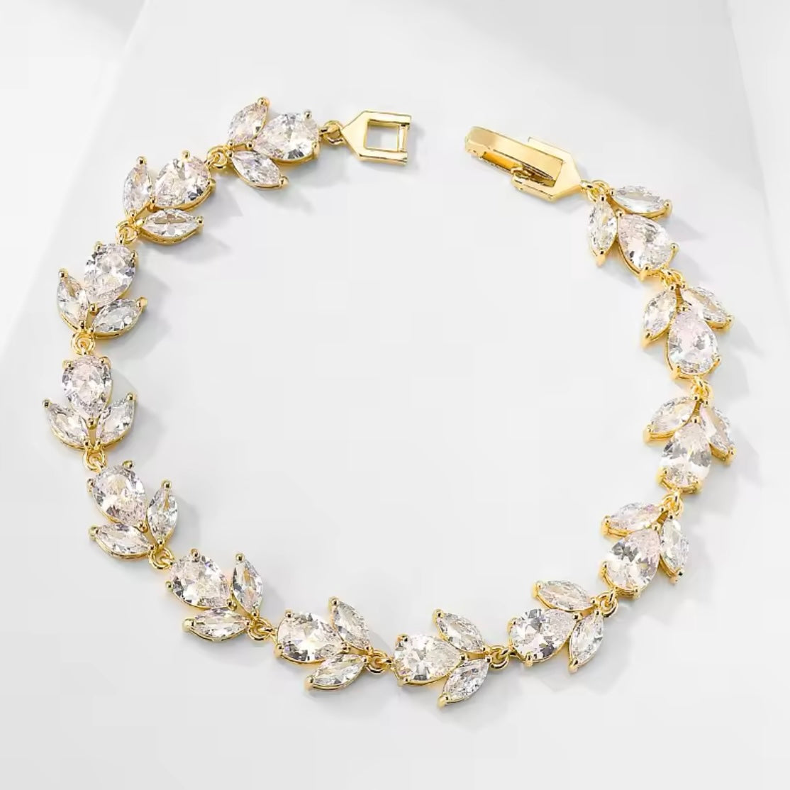 Flower Shaped Crystal Charms Bracelet