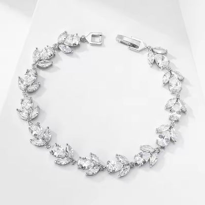 Flower Shaped Crystal Charms Bracelet